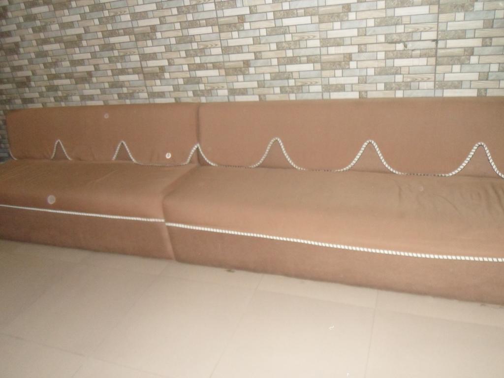 Hotel Rajdeep Inn Ahmedabad Eksteriør bilde